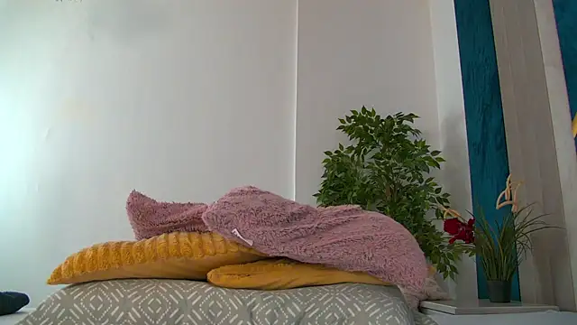 Foxxxy MILF online show from 08.03.26