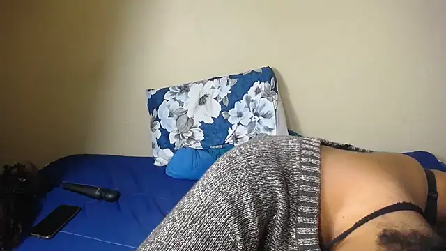 Snapshot of 2Sweetysmile chatting on 11.19.25 2Sweetysmile online show from 11.19.25