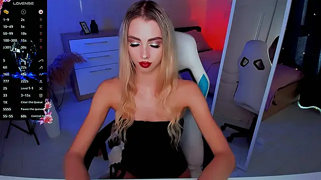 Emilia Klar online show from 09.12.25