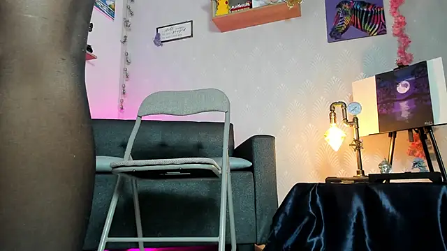 Alaia Love77 online show from 09.15.25