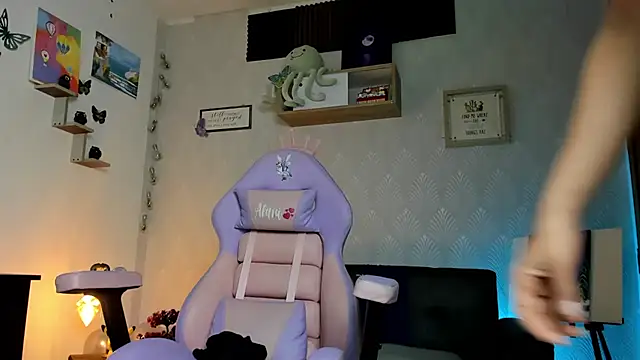 Snapshot of Alaia_Love77 chatting on 02.07.26 Alaia Love77 online show from 02.07.26