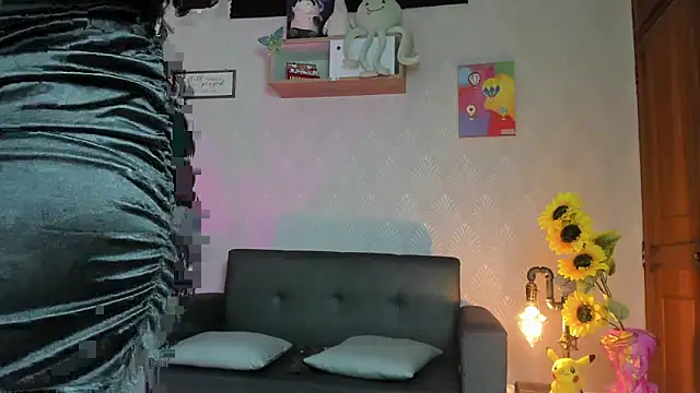 Snapshot of Alaia_Love77 chatting on 04.23.26 Alaia Love77 online show from 04.23.26