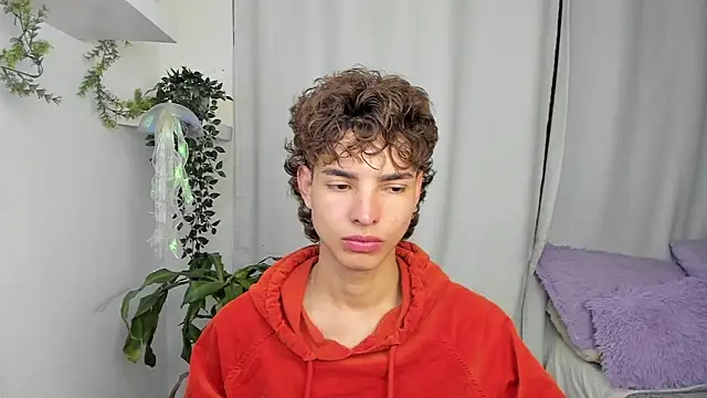 Snapshot of santy-kitty chatting on 01.12.26 santy-kitty online show from 01.12.26