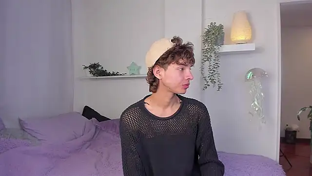 Snapshot of santy-kitty chatting on 01.15.26 santy-kitty online show from 01.15.26