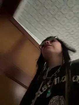 Snapshot of EemaHaruki chatting on 10.23.25 EemaHaruki online show from 10.23.25