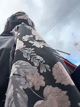 Snapshot of EemaHaruki chatting on 11.13.25 EemaHaruki online show from 11.13.25