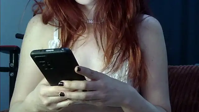 Snapshot of DiamondAssCeyda chatting on 12.25.24 DiamondAssCeyda online show from 12.25.24