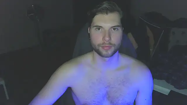 Snapshot of Ironman220 chatting on 03.06.25 Ironman220 online show from 03.06.25