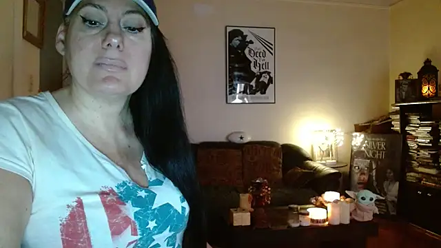 Snapshot of mandaloriangirls chatting on 01.06.26 mandaloriangirls online show from 01.06.26