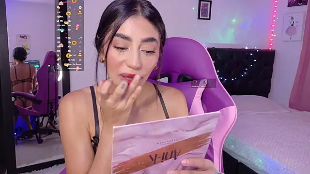 JulietaCheerr online show from 04.28.26