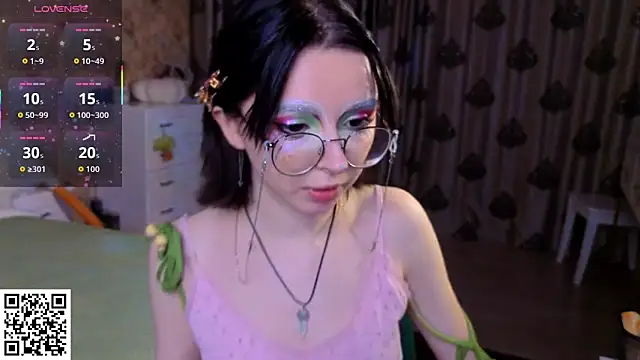 Snapshot of Nora_Failure chatting on 02.02.26 Nora Failure online show from 02.02.26