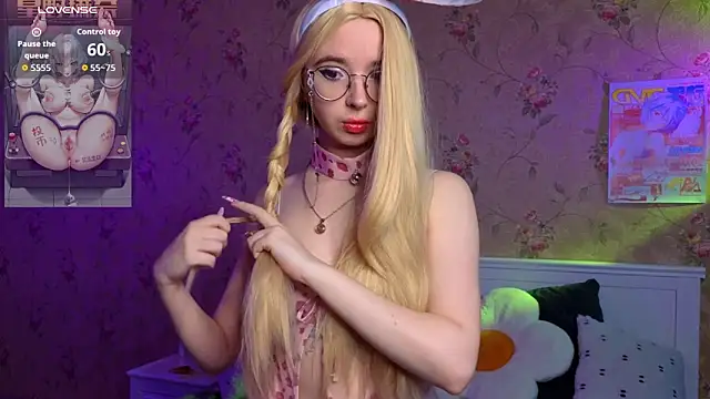 Nora Failure online show from 04.18.26