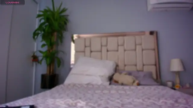 auroracaruso11 online show from 01.09.25