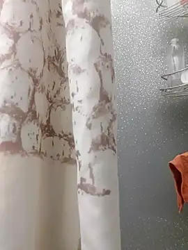 QcMisterv13 online show from 10.11.25