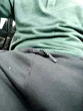 QcMisterv13 online show from 10.29.25