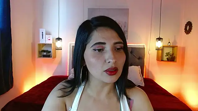 Snapshot of emily_leinner chatting on 03.21.25 emily leinner online show from 03.21.25