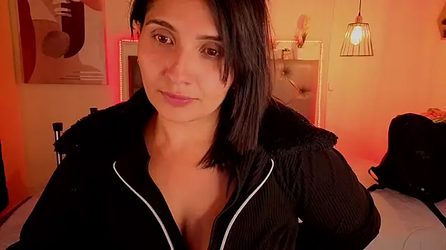 Snapshot of emily_leinner chatting on 07.30.26 emily leinner online show from 07.30.26
