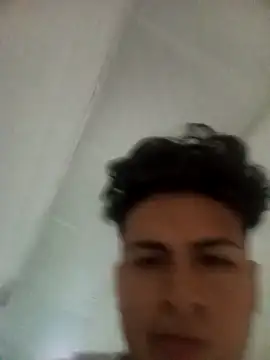 Snapshot of juanpr_1-15 chatting on 11.12.25 juanpr 1-15 online show from 11.12.25