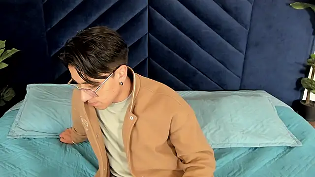 Snapshot of Andy_Joy_ chatting on 03.17.26 Andy Joy online show from 03.17.26