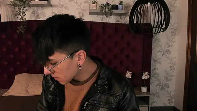 Andy Joy  online show from 08.07.26