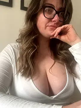 Snapshot of Miss_Stassi chatting on 02.19.26 Miss Stassi online show from 02.19.26