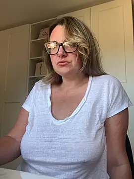 Snapshot of Miss_Stassi chatting on 07.08.26 Miss Stassi online show from 07.08.26