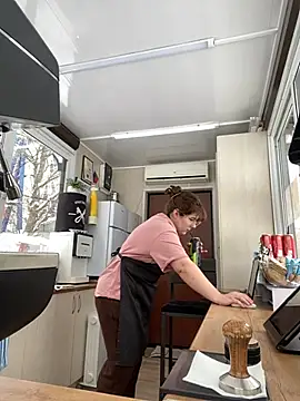 cinnabon  online show from 02.24.25