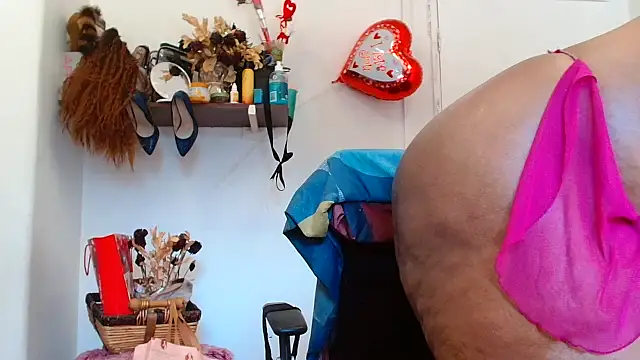 xTALLSEXYBUMx online show from 06.15.26