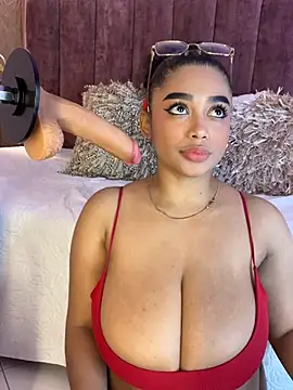 Emy leon online show from 02.13.26