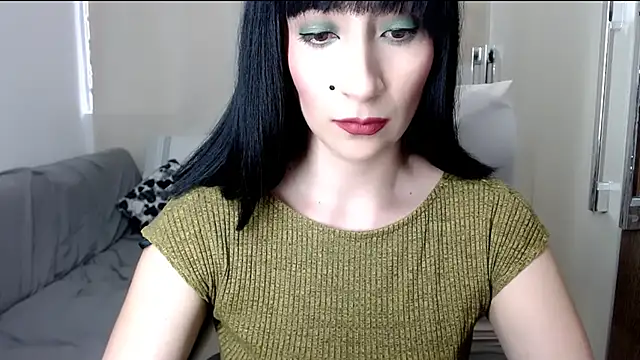 Snapshot of Laura-pervert chatting on 02.17.25 Laura-pervert online show from 02.17.25
