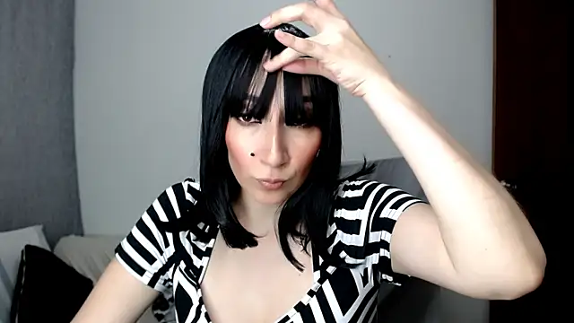 Snapshot of Laura-pervert chatting on 07.03.26 Laura-pervert online show from 07.03.26