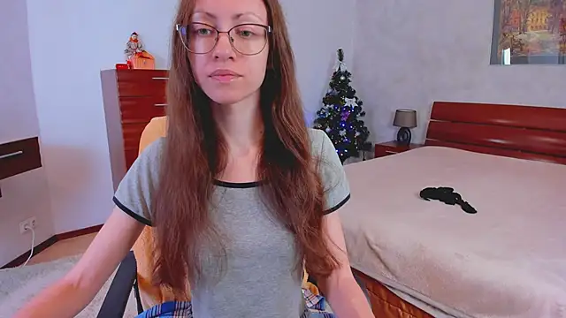 Pantyhose Mila online show from 12.16.25