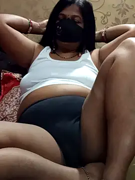 Snapshot of Tameesh_sexy_mistress chatting on 02.28.25 Tameesh sexy mistress online show from 02.28.25