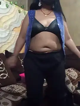 Snapshot of Tameesh_sexy_mistress chatting on 11.25.25 Tameesh sexy mistress online show from 11.25.25