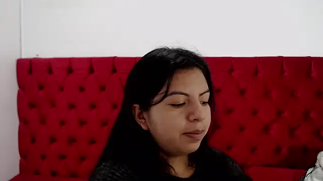 Snapshot of CarolineBrunx chatting on 02.18.25 CarolineBrunx online show from 02.18.25