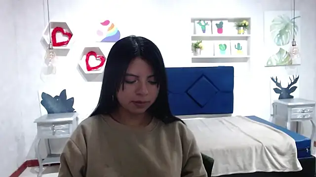 Snapshot of CarolineBrunx chatting on 09.26.25 CarolineBrunx online show from 09.26.25