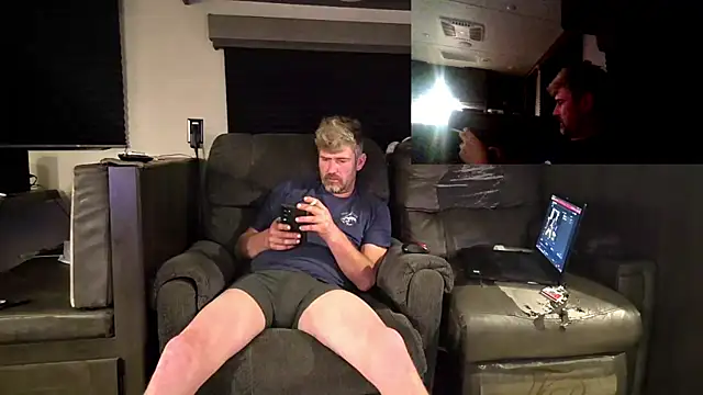 Snapshot of Cobra500hp chatting on 03.06.26 Cobra500hp online show from 03.06.26