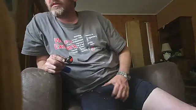 Snapshot of Cobra500hp chatting on 04.06.26 Cobra500hp online show from 04.06.26