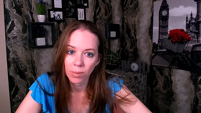 Snapshot of GloriaSi_ chatting on 06.10.26 GloriaSi online show from 06.10.26