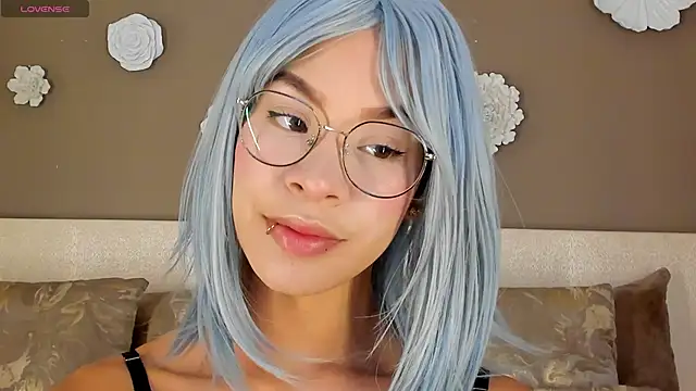 KimHiltton online show from 03.05.25