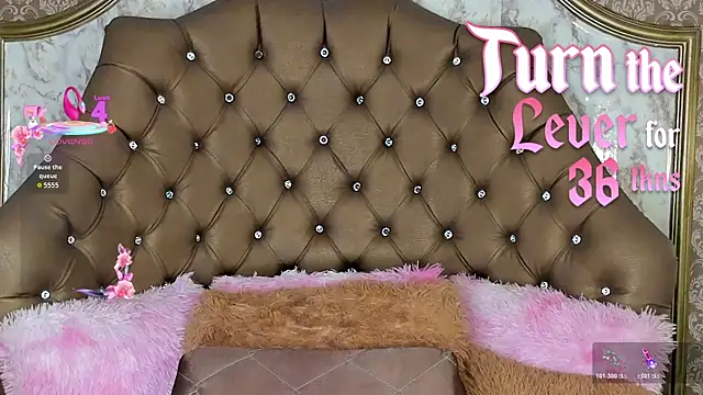SoffiQueen online show from 06.06.26