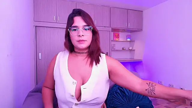 Shenoa1 online show from 03.18.25