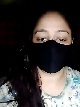 Snapshot of Etha-Moni chatting on 02.17.26 Etha-Moni online show from 02.17.26