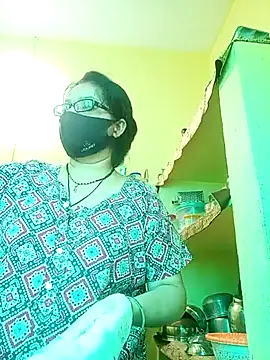 heenage online show from 03.18.25