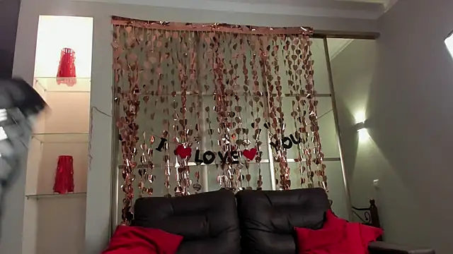 Snapshot of Emma_Flin chatting on 02.25.26 Emma Flin online show from 02.25.26