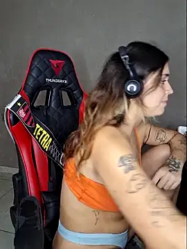 luuhcat09 online show from 02.26.26