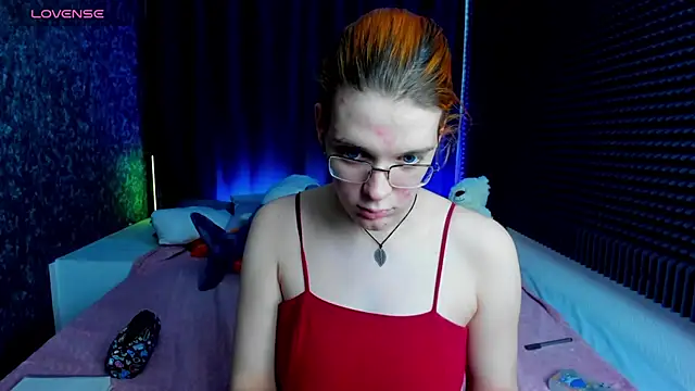 KIKI Krash online show from 01.11.25