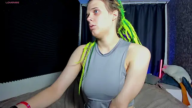 KIKI Krash online show from 10.09.25