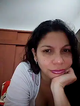 Carliina Soussa online show from 02.27.25