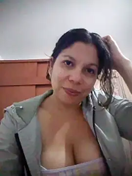 Carliina Soussa online show from 02.28.26